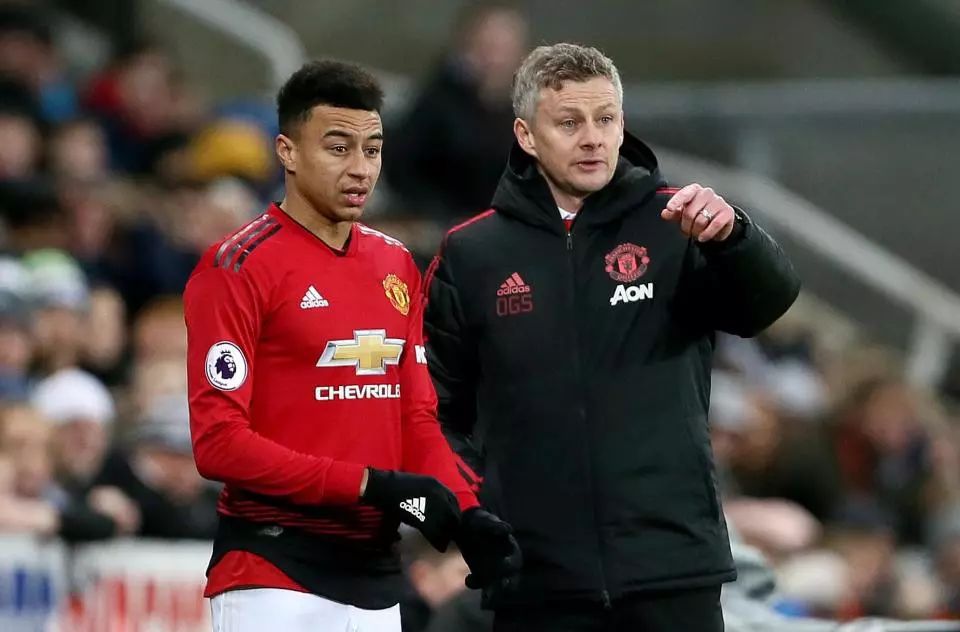 帮助他解决 帮助他解决